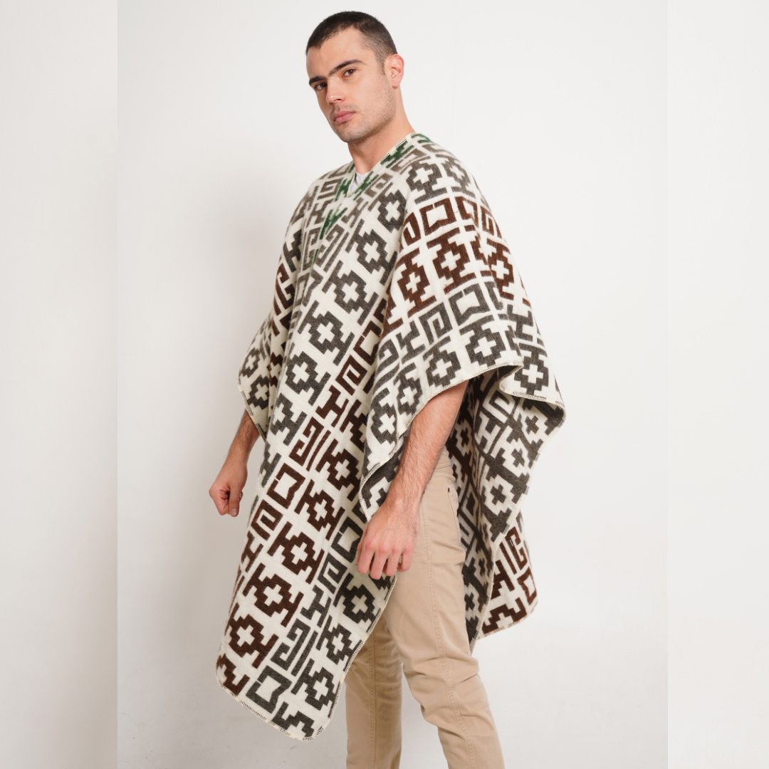 Armuray Closed Poncho