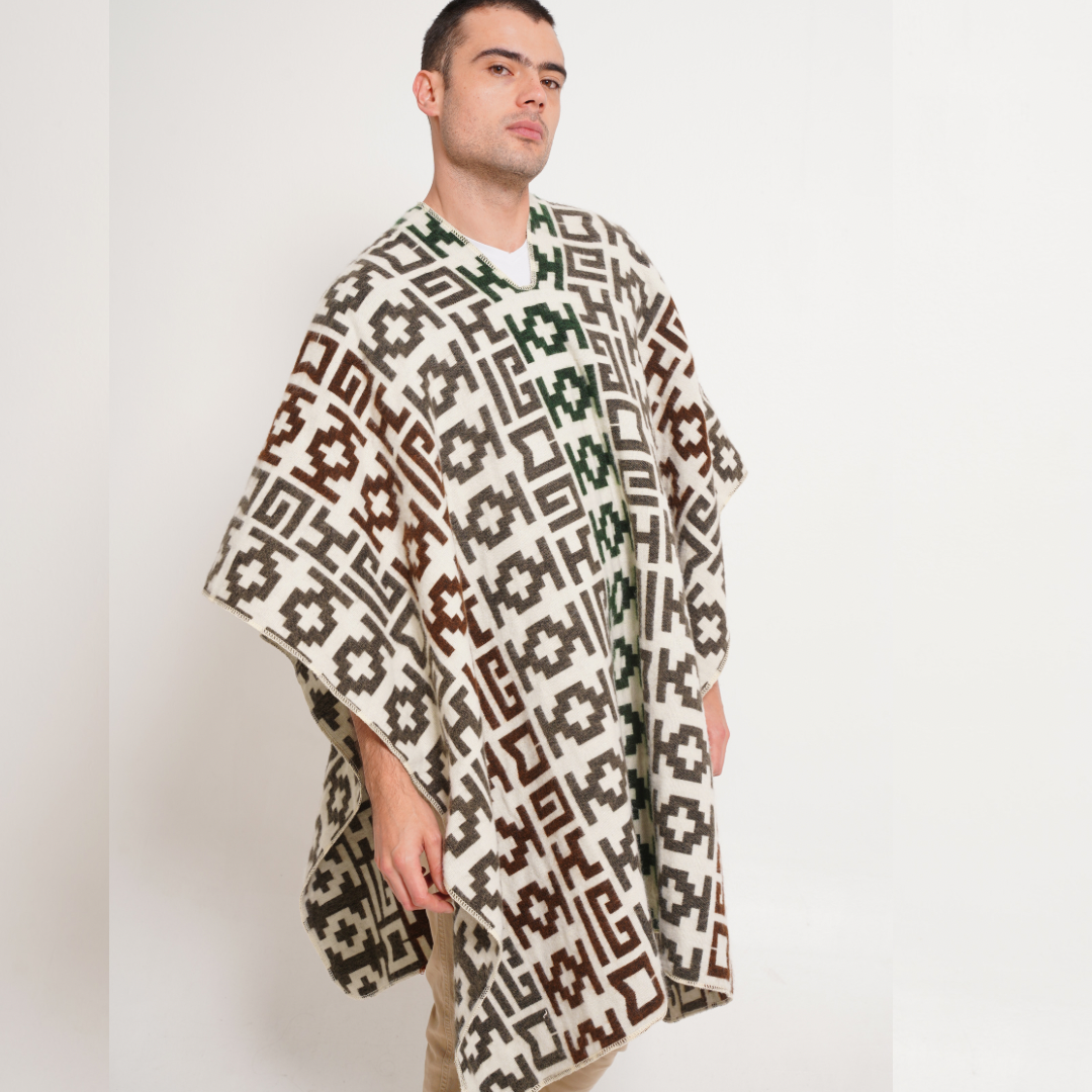 Armuray Closed Poncho